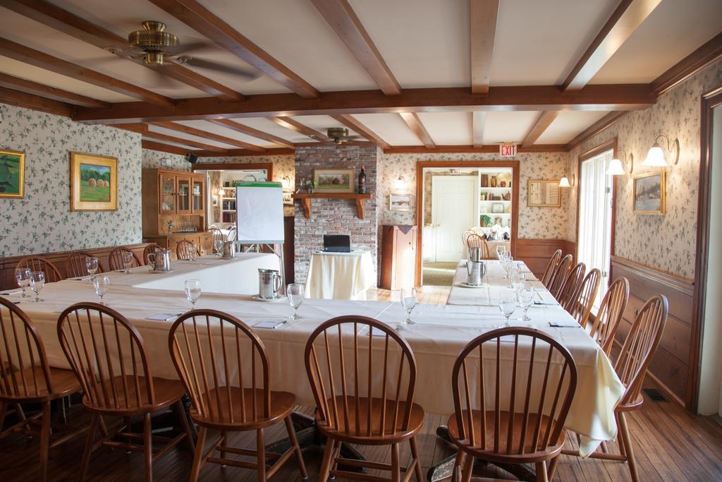 The Quechee Inn At Marshland Farm Extérieur photo