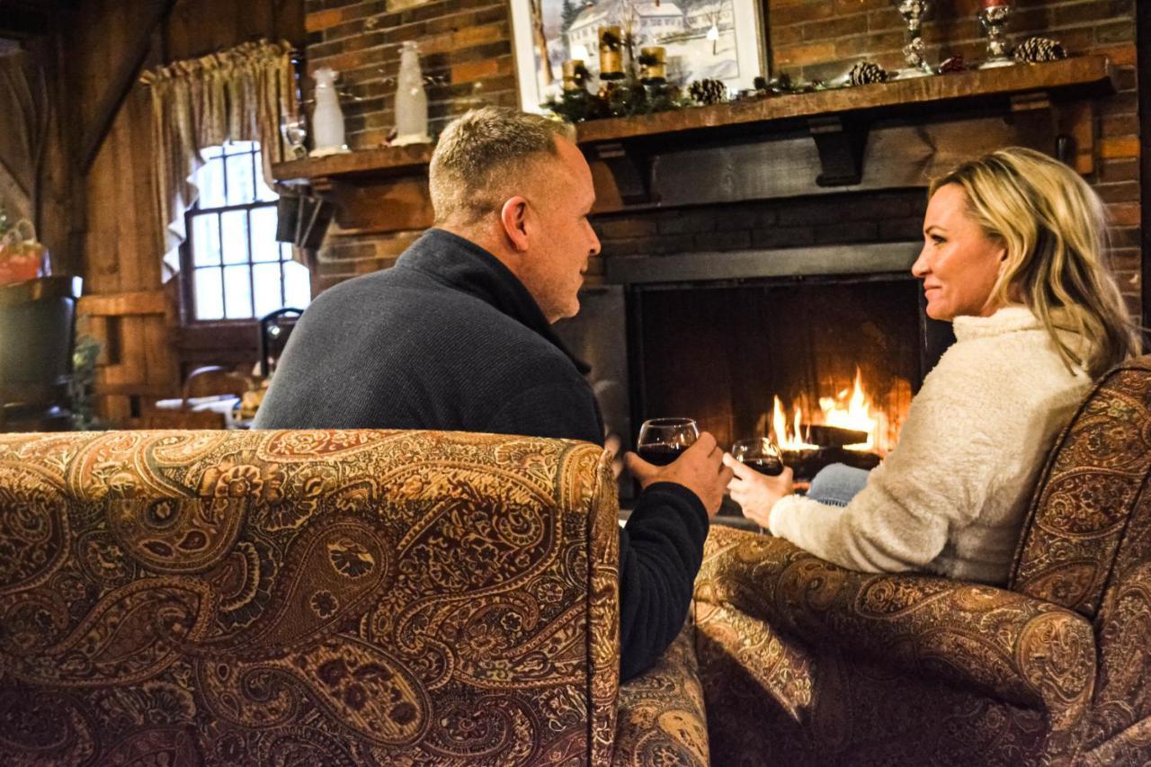 The Quechee Inn At Marshland Farm Extérieur photo