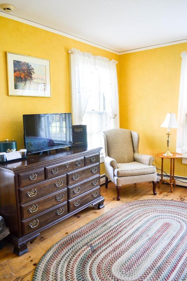 The Quechee Inn At Marshland Farm Extérieur photo